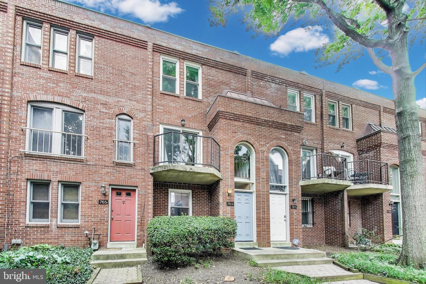 763 3RD ST NE, WASHINGTON, District Of Columbia 20002, 3 Bedrooms Bedrooms, ,2 BathroomsBathrooms,Residential,For sale,763 3RD ST NE,DCDC2205616 MLS # DCDC2205616