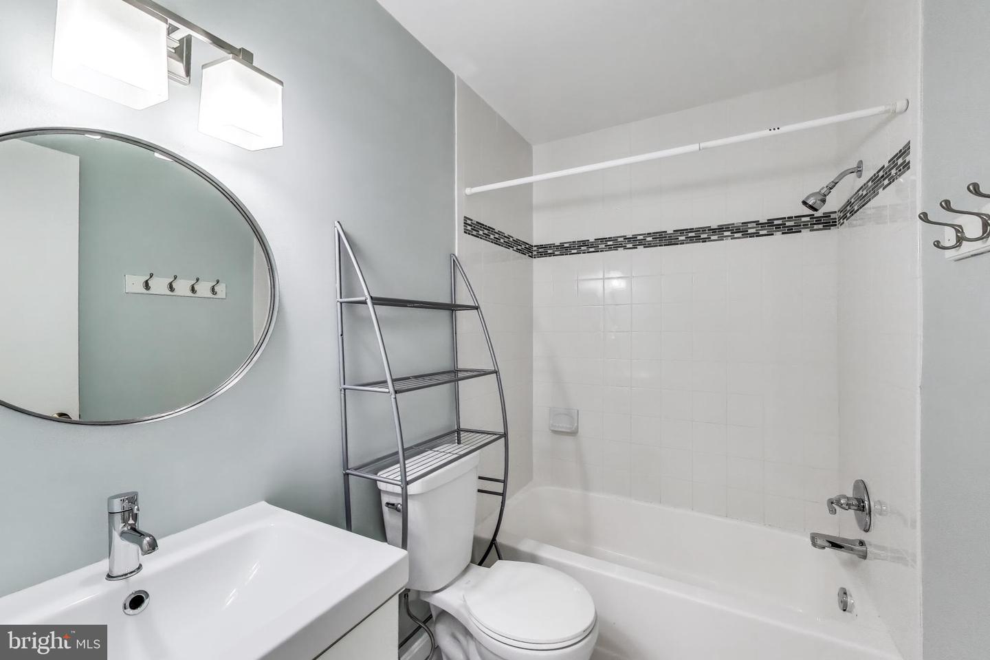 763 3RD ST NE, WASHINGTON, District Of Columbia 20002, 3 Bedrooms Bedrooms, ,2 BathroomsBathrooms,Residential,For sale,763 3RD ST NE,DCDC2205616 MLS # DCDC2205616