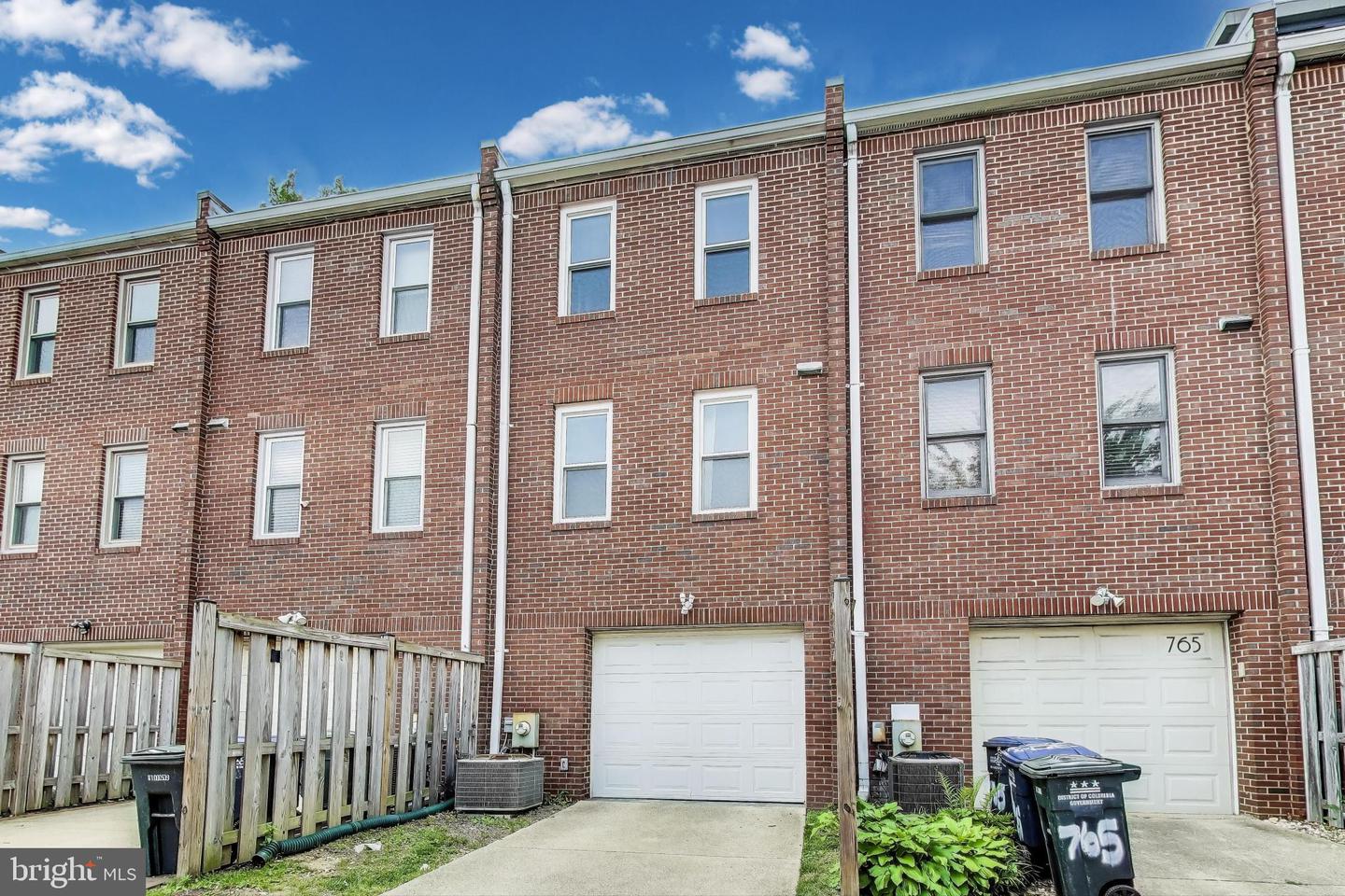 763 3RD ST NE, WASHINGTON, District Of Columbia 20002, 3 Bedrooms Bedrooms, ,2 BathroomsBathrooms,Residential,For sale,763 3RD ST NE,DCDC2205616 MLS # DCDC2205616