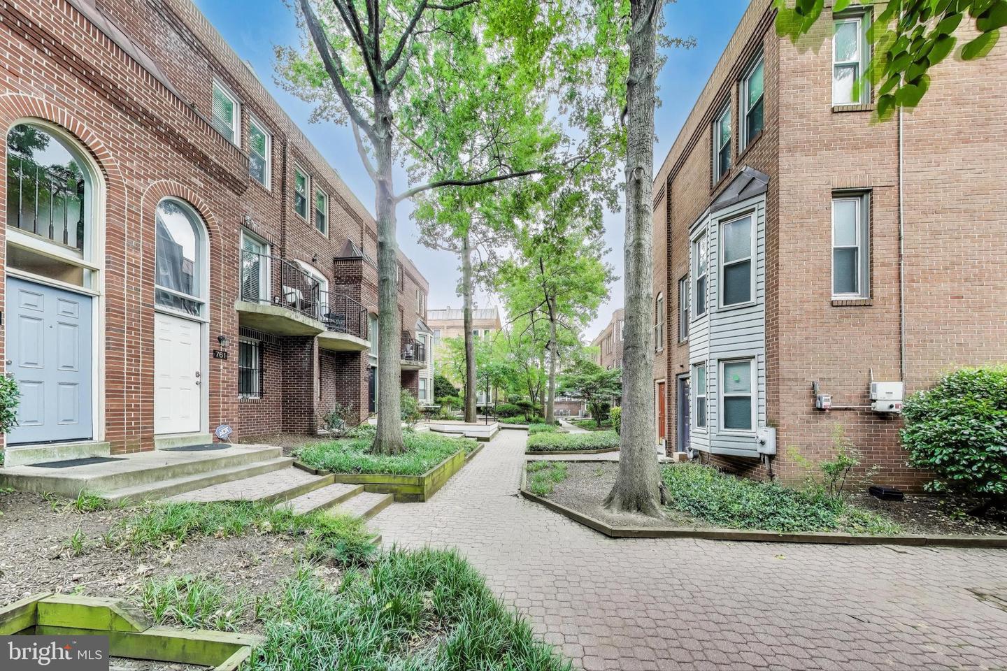 763 3RD ST NE, WASHINGTON, District Of Columbia 20002, 3 Bedrooms Bedrooms, ,2 BathroomsBathrooms,Residential,For sale,763 3RD ST NE,DCDC2205616 MLS # DCDC2205616