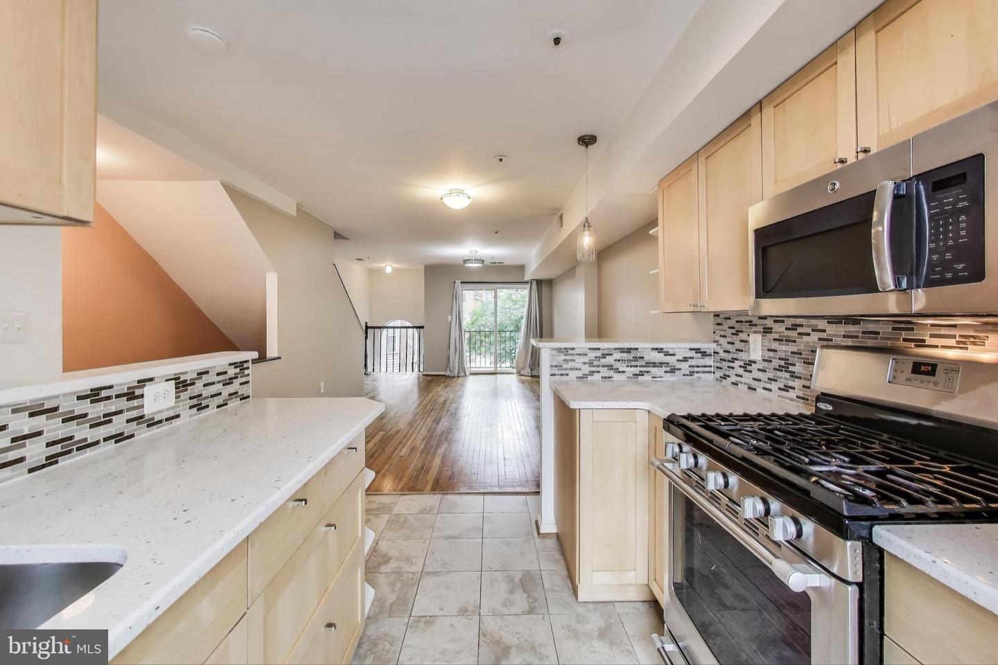 763 3RD ST NE, WASHINGTON, District Of Columbia 20002, 3 Bedrooms Bedrooms, ,2 BathroomsBathrooms,Residential,For sale,763 3RD ST NE,DCDC2205616 MLS # DCDC2205616