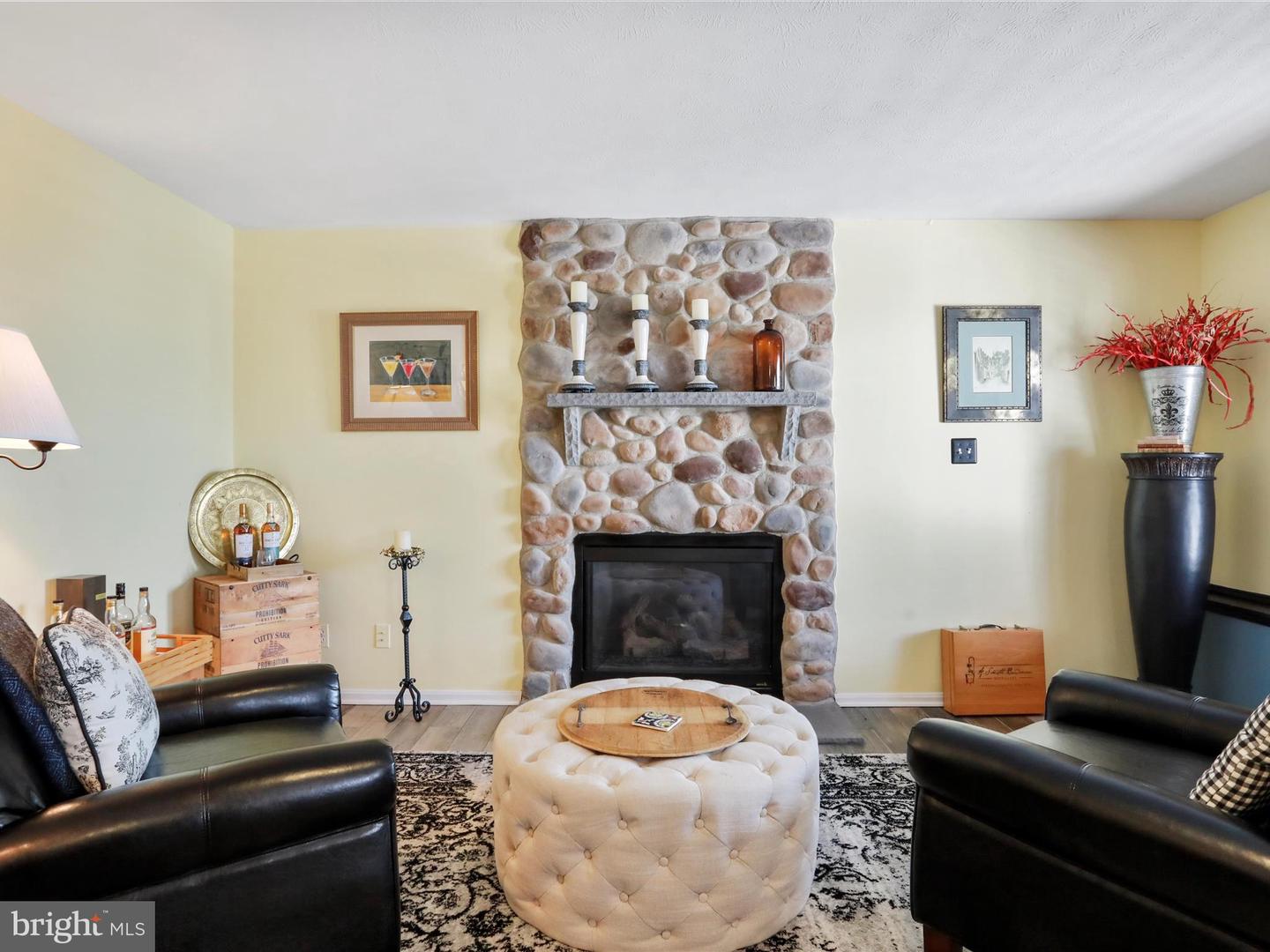 1390 APPLEWOOD DR, FRONT ROYAL, Virginia 22630, 4 Bedrooms Bedrooms, ,3 BathroomsBathrooms,Residential,For sale,1390 APPLEWOOD DR,VAWR2011444 MLS # VAWR2011444