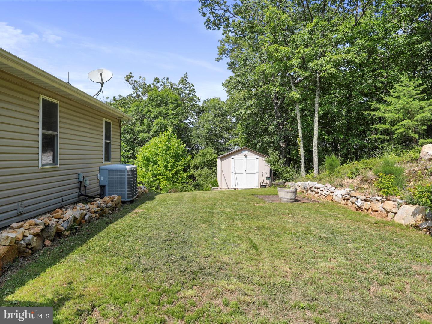 1390 APPLEWOOD DR, FRONT ROYAL, Virginia 22630, 4 Bedrooms Bedrooms, ,3 BathroomsBathrooms,Residential,For sale,1390 APPLEWOOD DR,VAWR2011444 MLS # VAWR2011444