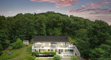 1390 APPLEWOOD DR, FRONT ROYAL, Virginia 22630, 4 Bedrooms Bedrooms, ,3 BathroomsBathrooms,Residential,For sale,1390 APPLEWOOD DR,VAWR2011444 MLS # VAWR2011444