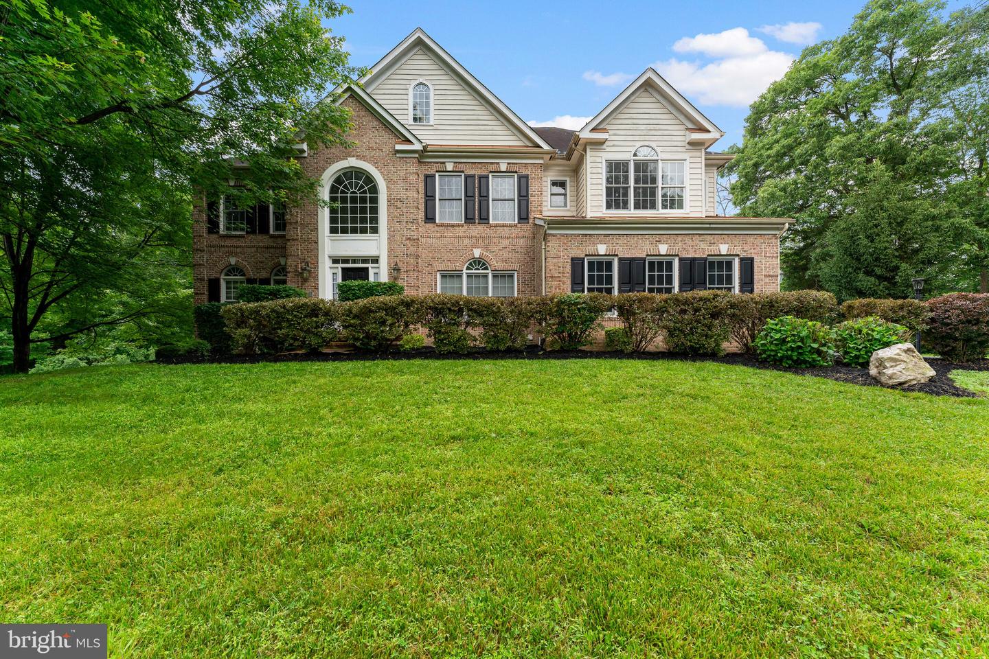 7412 KALLENBURG CT, MANASSAS, Virginia 20111, 6 Bedrooms Bedrooms, ,5 BathroomsBathrooms,Residential,For sale,7412 KALLENBURG CT,VAPW2097038 MLS # VAPW2097038