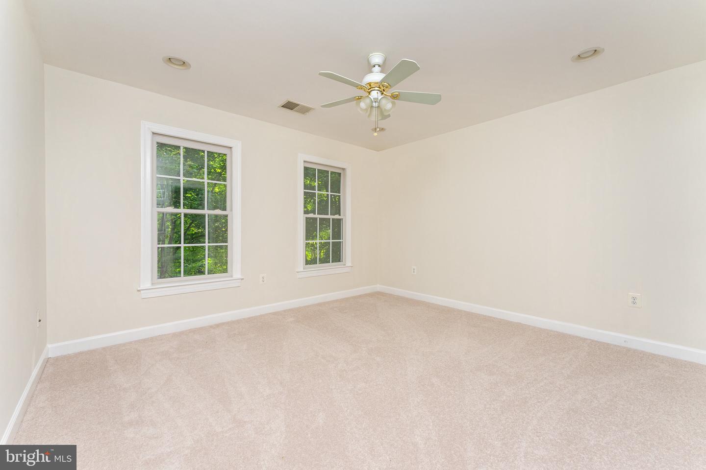 7412 KALLENBURG CT, MANASSAS, Virginia 20111, 6 Bedrooms Bedrooms, ,5 BathroomsBathrooms,Residential,For sale,7412 KALLENBURG CT,VAPW2097038 MLS # VAPW2097038