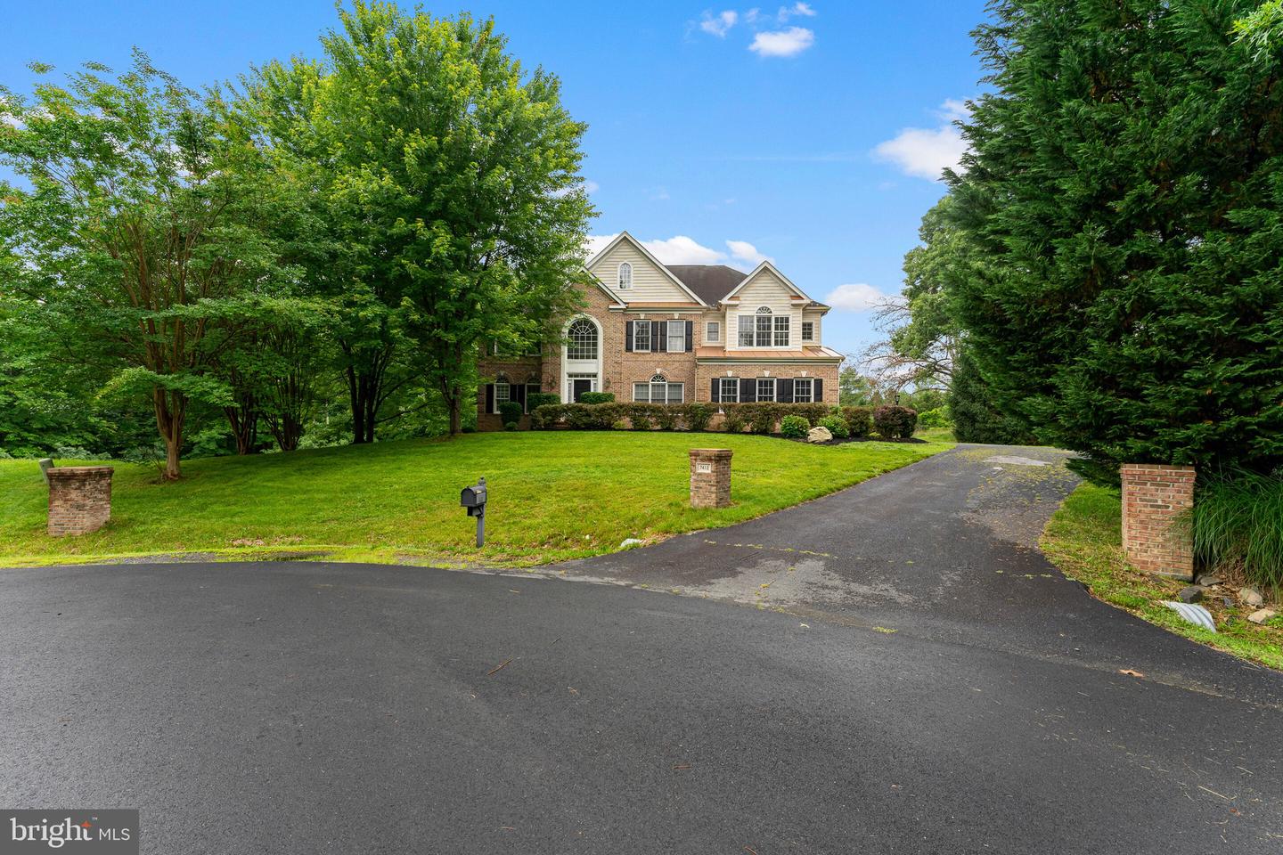 7412 KALLENBURG CT, MANASSAS, Virginia 20111, 6 Bedrooms Bedrooms, ,5 BathroomsBathrooms,Residential,For sale,7412 KALLENBURG CT,VAPW2097038 MLS # VAPW2097038