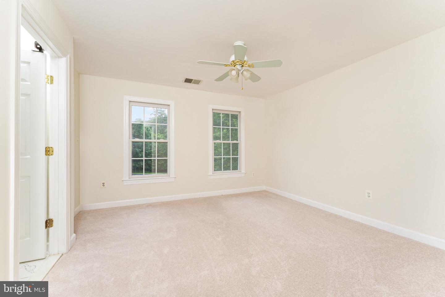 7412 KALLENBURG CT, MANASSAS, Virginia 20111, 6 Bedrooms Bedrooms, ,5 BathroomsBathrooms,Residential,For sale,7412 KALLENBURG CT,VAPW2097038 MLS # VAPW2097038