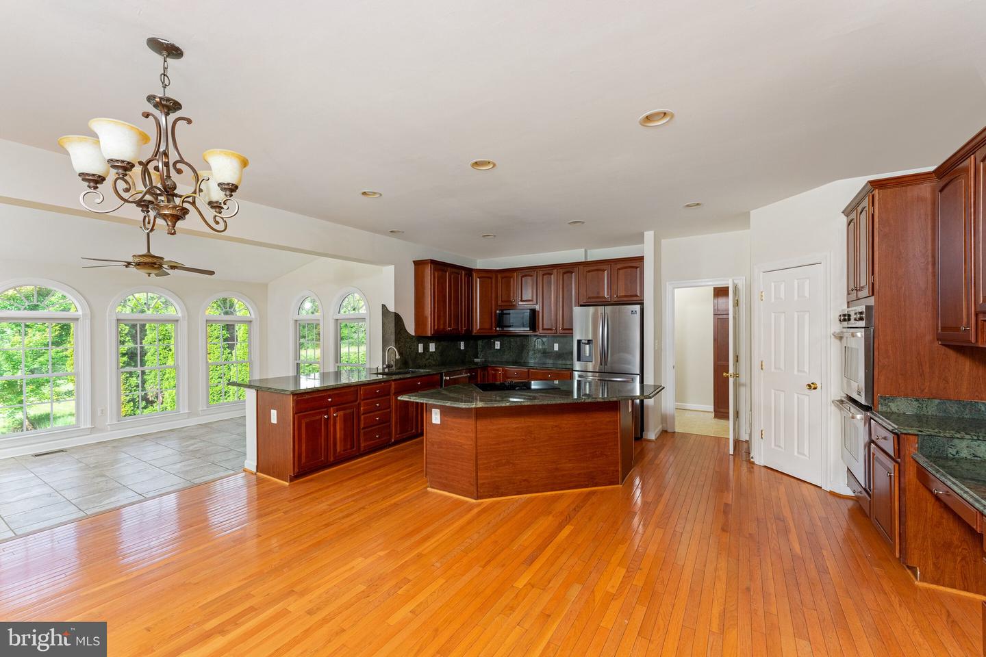 7412 KALLENBURG CT, MANASSAS, Virginia 20111, 6 Bedrooms Bedrooms, ,5 BathroomsBathrooms,Residential,For sale,7412 KALLENBURG CT,VAPW2097038 MLS # VAPW2097038