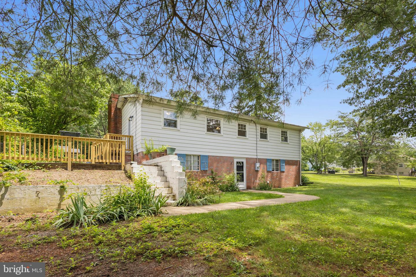 55 PEGS LN, FREDERICKSBURG, Virginia 22405, 3 Bedrooms Bedrooms, ,1 BathroomBathrooms,Residential,For sale,55 PEGS LN,VAST2039824 MLS # VAST2039824