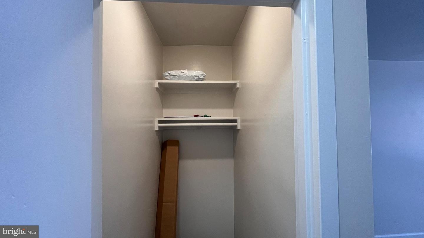 1121 ARLINGTON BLVD #708, ARLINGTON, Virginia 22209, 1 Bedroom Bedrooms, ,1 BathroomBathrooms,Residential,For sale,1121 ARLINGTON BLVD #708,VAAR2059210 MLS # VAAR2059210