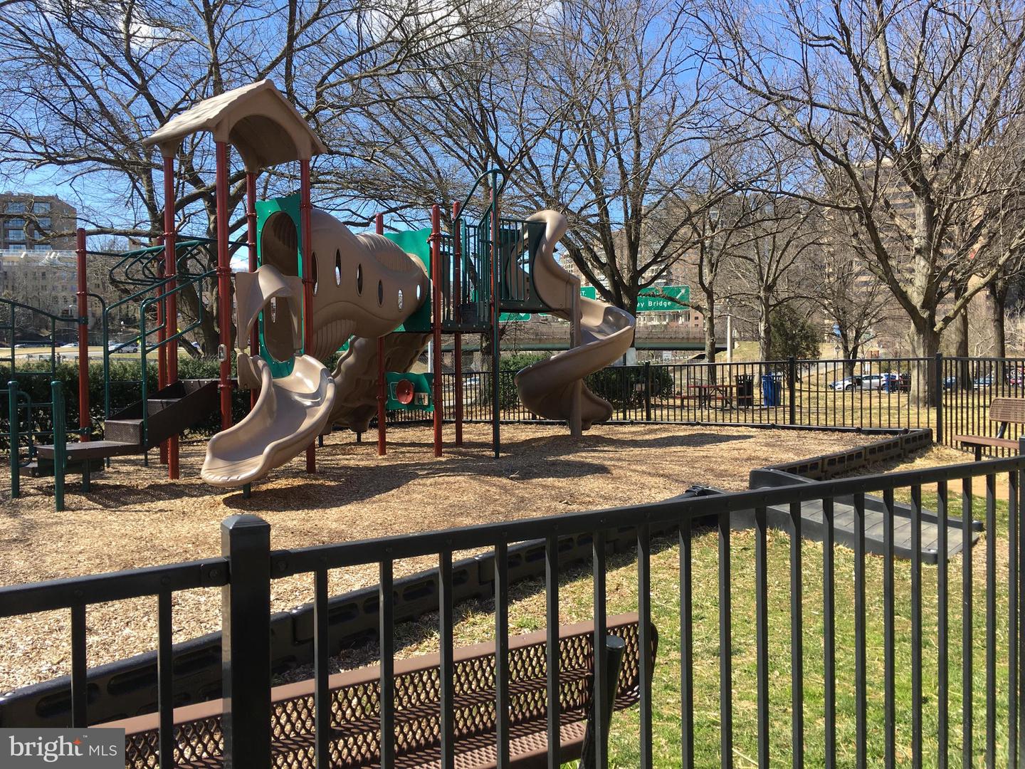 1121 ARLINGTON BLVD #708, ARLINGTON, Virginia 22209, 1 Bedroom Bedrooms, ,1 BathroomBathrooms,Residential,For sale,1121 ARLINGTON BLVD #708,VAAR2059210 MLS # VAAR2059210