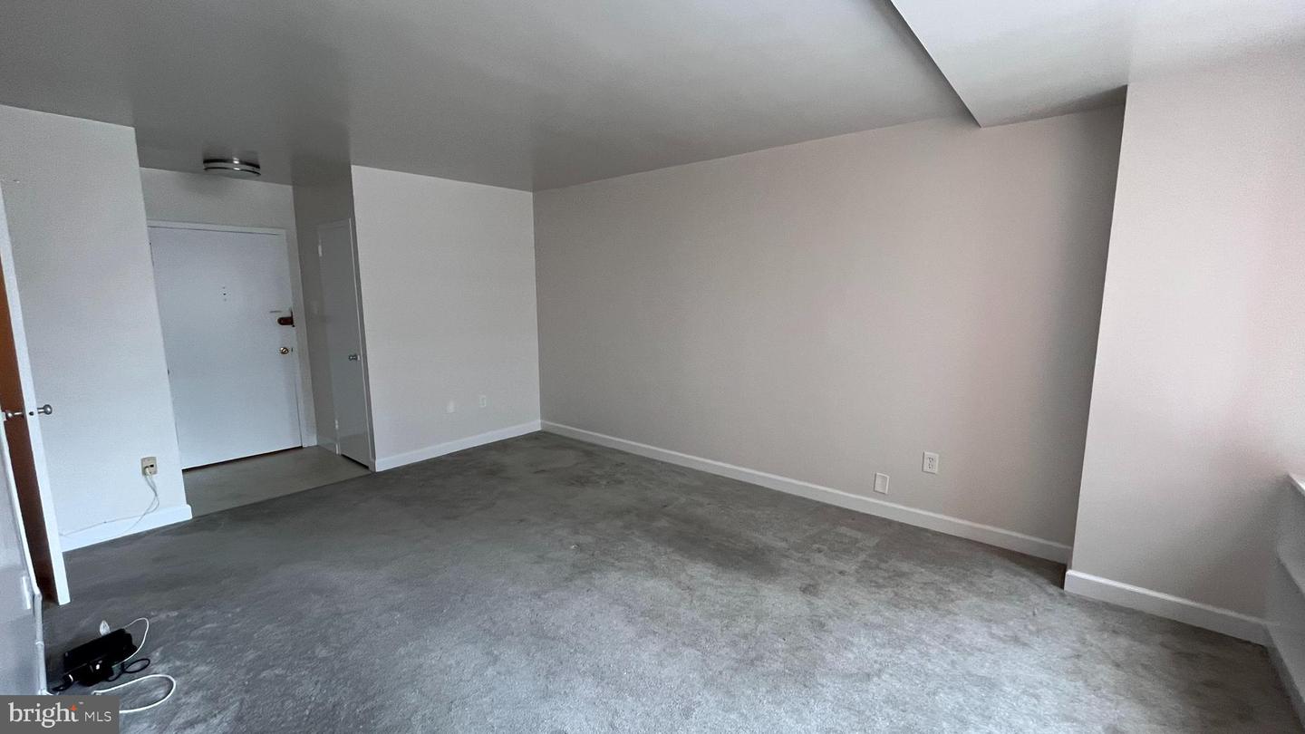 1121 ARLINGTON BLVD #708, ARLINGTON, Virginia 22209, 1 Bedroom Bedrooms, ,1 BathroomBathrooms,Residential,For sale,1121 ARLINGTON BLVD #708,VAAR2059210 MLS # VAAR2059210