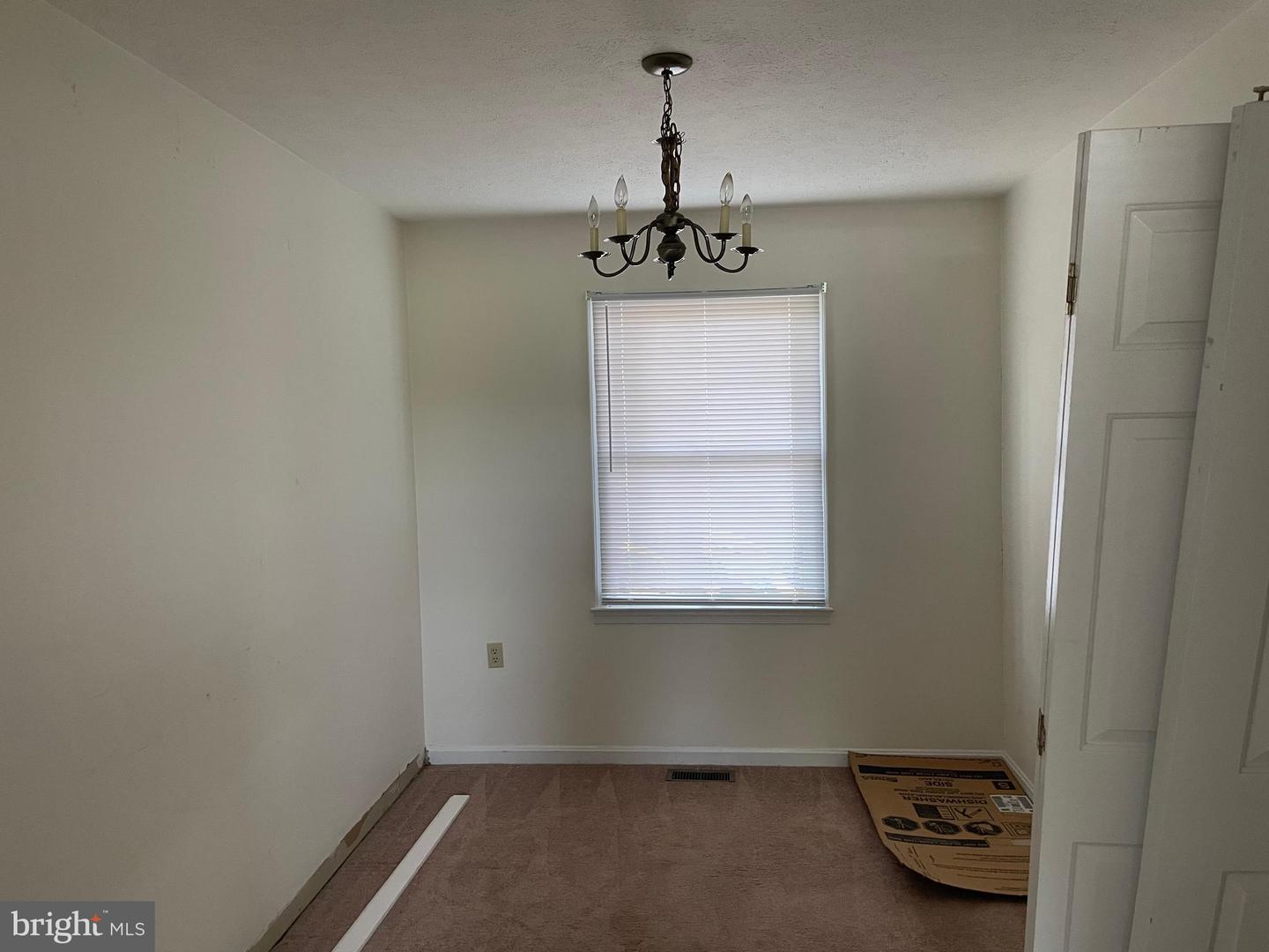 711 E CORK ST, WINCHESTER, Virginia 22601, 2 Bedrooms Bedrooms, ,1 BathroomBathrooms,Residential,For sale,711 E CORK ST,VAWI2007966 MLS # VAWI2007966
