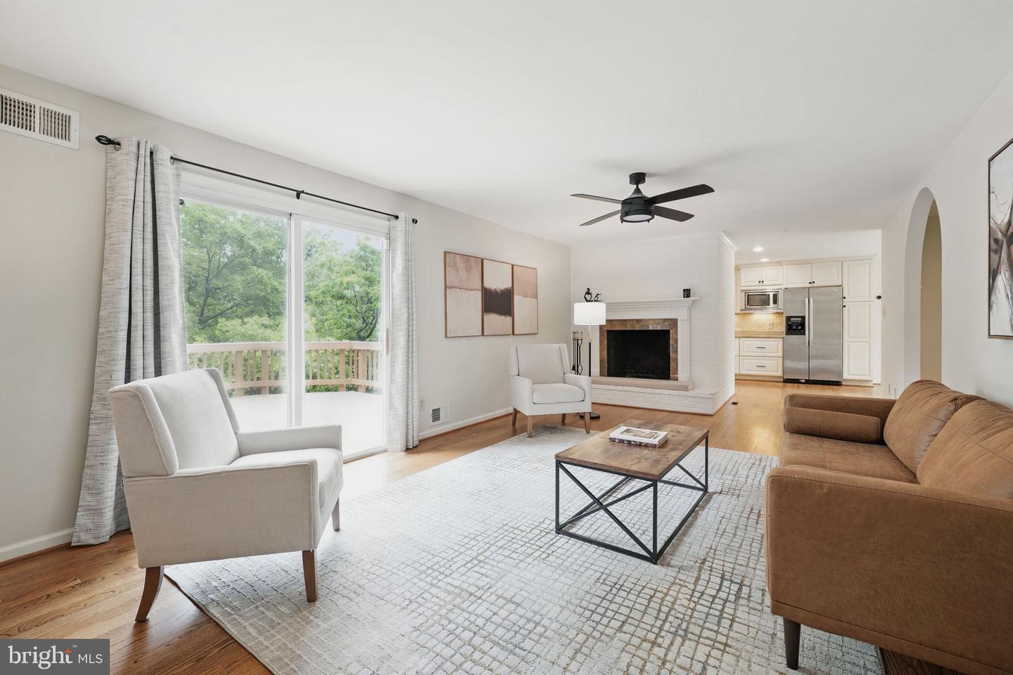 11340 WAPLES MILL RD, OAKTON, Virginia 22124, 5 Bedrooms Bedrooms, ,3 BathroomsBathrooms,Residential,For sale,11340 WAPLES MILL RD,VAFX2247528 MLS # VAFX2247528