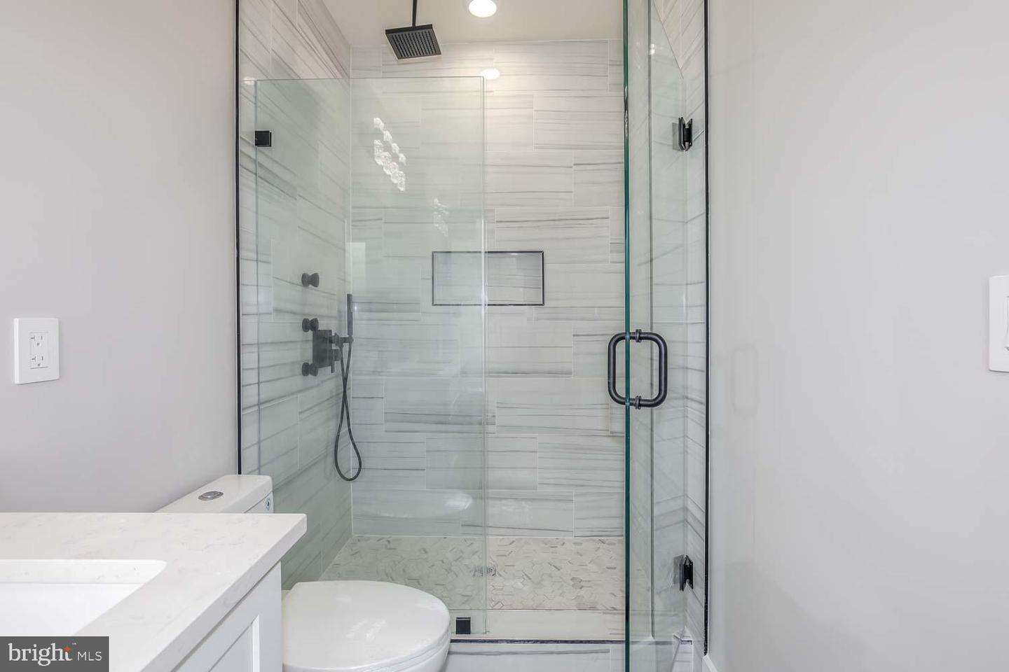 1237 OATES ST NE #1, WASHINGTON, District Of Columbia 20002, 3 Bedrooms Bedrooms, ,2 BathroomsBathrooms,Residential,For sale,1237 OATES ST NE #1,DCDC2205822 MLS # DCDC2205822