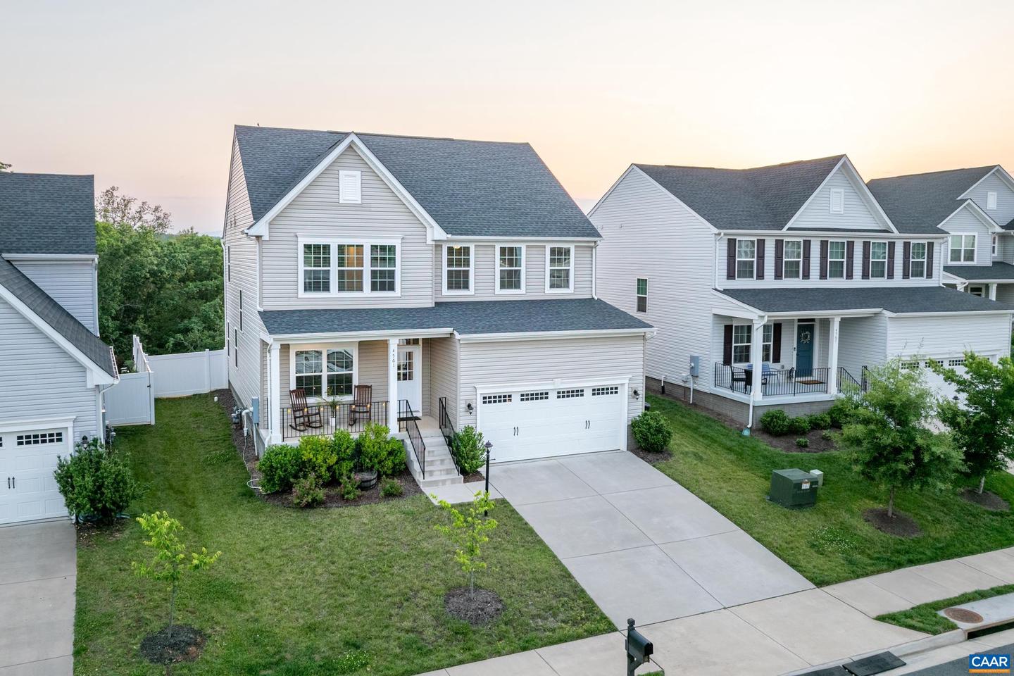 4561 SUNSET DR, CHARLOTTESVILLE, Virginia 22911, 4 Bedrooms Bedrooms, ,3 BathroomsBathrooms,Residential,For sale,4561 SUNSET DR,665738 MLS # 665738
