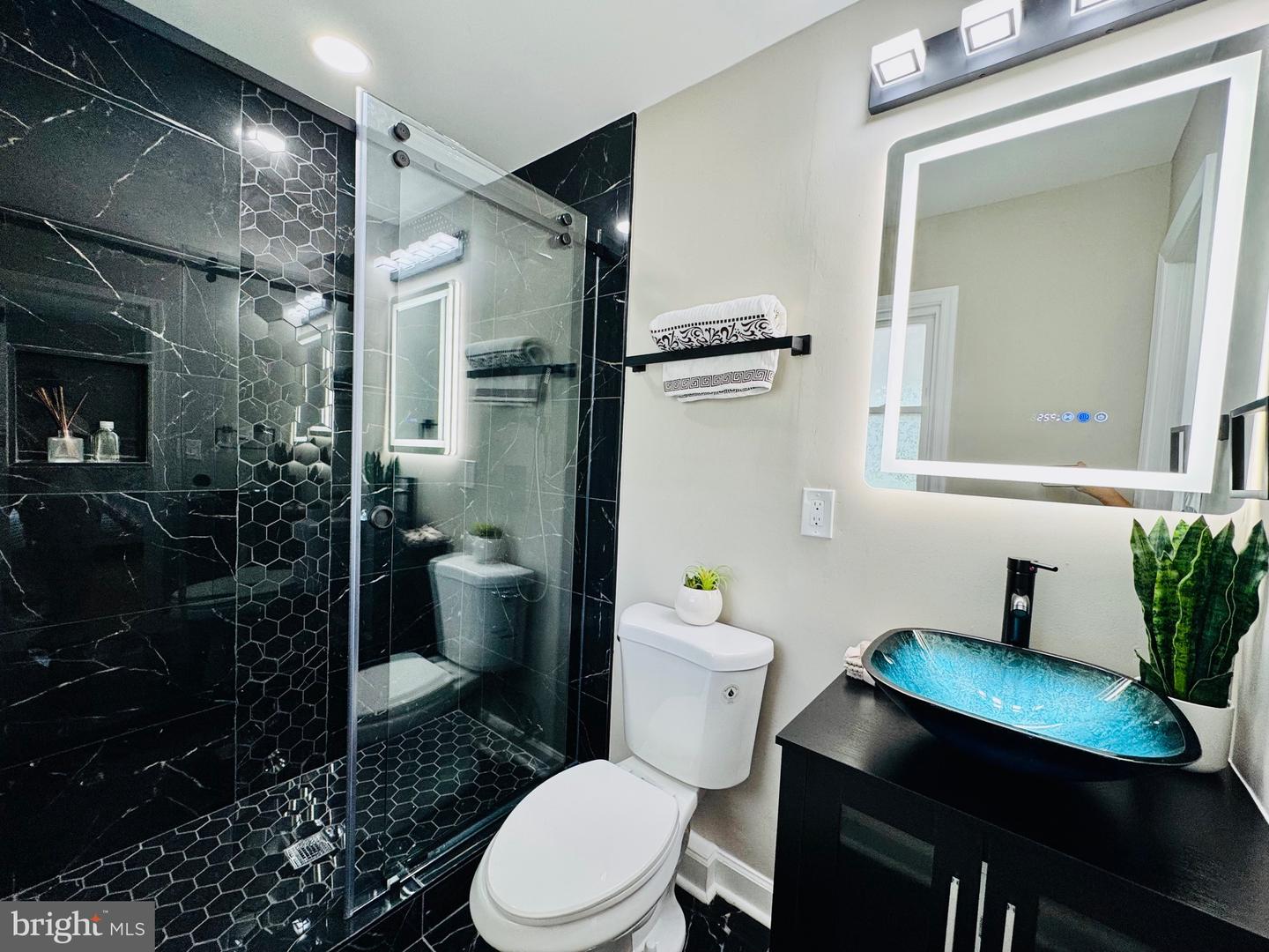 5933 WESTRIDGE CT, ALEXANDRIA, Virginia 22310, 3 Bedrooms Bedrooms, ,2 BathroomsBathrooms,Residential,For sale,5933 WESTRIDGE CT,VAFX2247640 MLS # VAFX2247640
