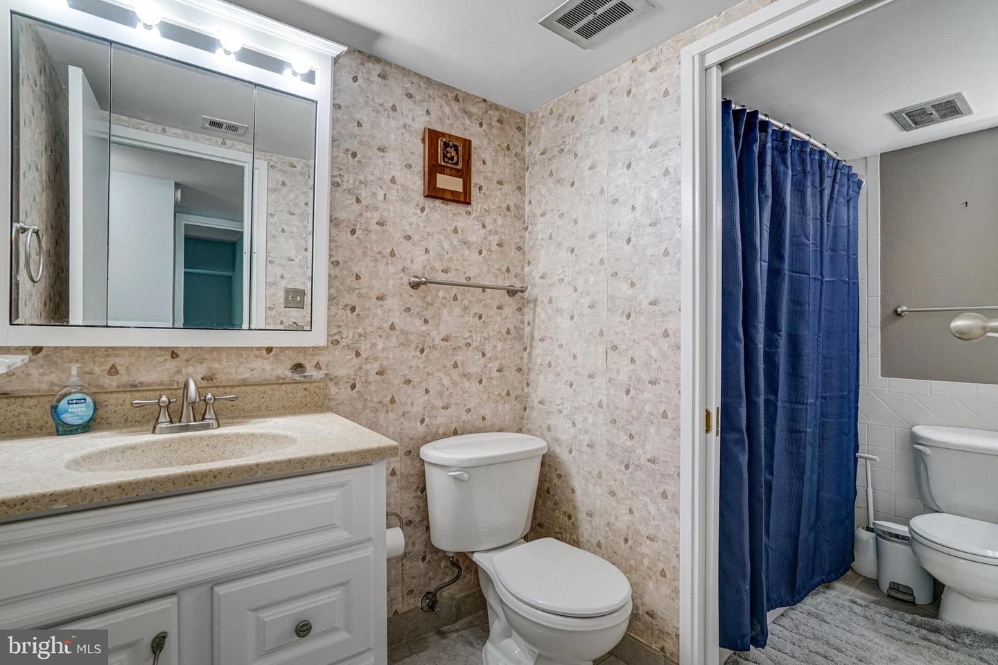 9730 KINGSBRIDGE DR #002, FAIRFAX, Virginia 22031, 2 Bedrooms Bedrooms, ,1 BathroomBathrooms,Residential,For sale,9730 KINGSBRIDGE DR #002,VAFX2247538 MLS # VAFX2247538