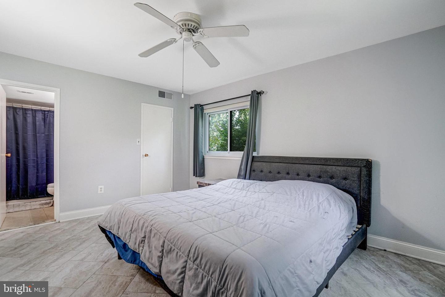 9730 KINGSBRIDGE DR #002, FAIRFAX, Virginia 22031, 2 Bedrooms Bedrooms, ,1 BathroomBathrooms,Residential,For sale,9730 KINGSBRIDGE DR #002,VAFX2247538 MLS # VAFX2247538