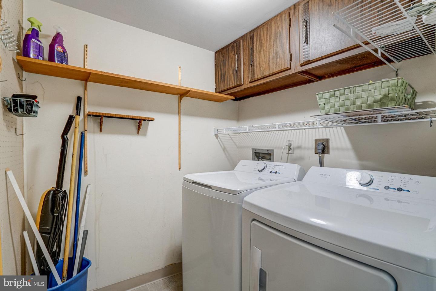 9730 KINGSBRIDGE DR #002, FAIRFAX, Virginia 22031, 2 Bedrooms Bedrooms, ,1 BathroomBathrooms,Residential,For sale,9730 KINGSBRIDGE DR #002,VAFX2247538 MLS # VAFX2247538