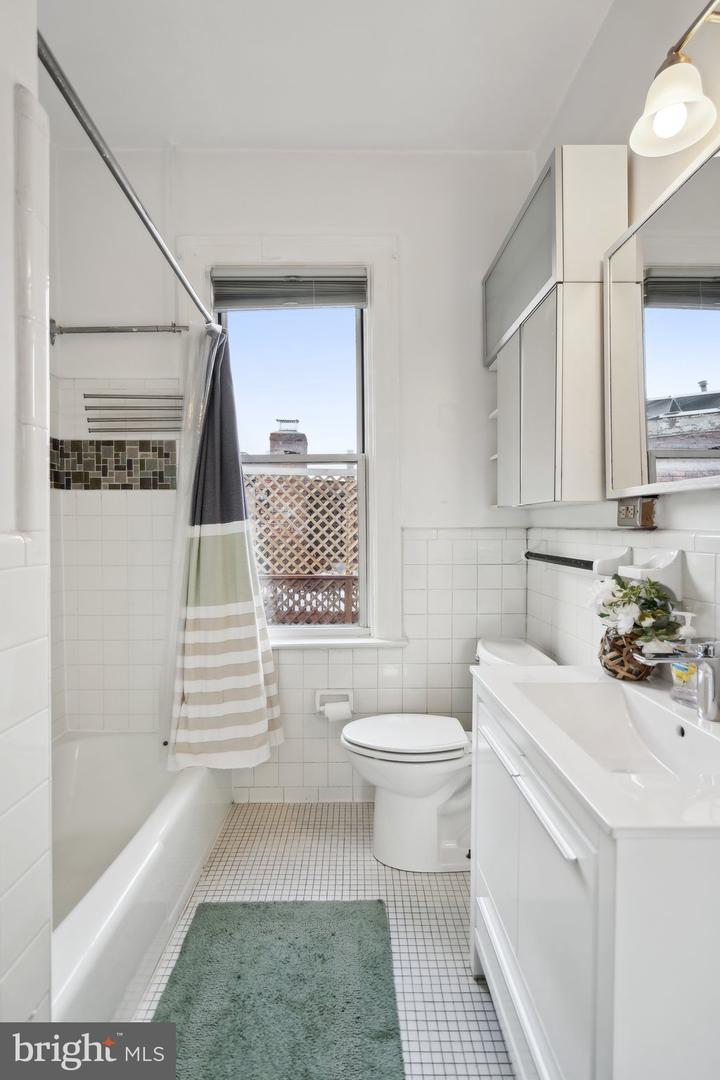 1731 S ST NW #11, WASHINGTON, District Of Columbia 20009, 1 Bedroom Bedrooms, ,1 BathroomBathrooms,Residential,For sale,1731 S ST NW #11,DCDC2205888 MLS # DCDC2205888