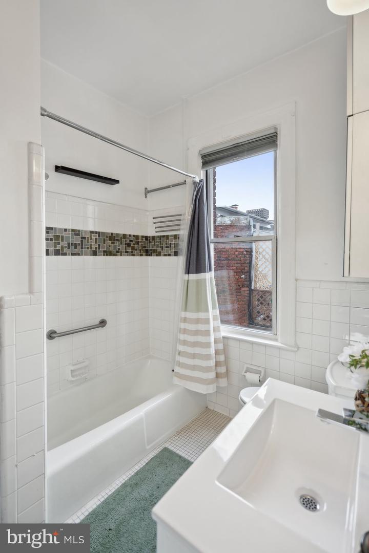 1731 S ST NW #11, WASHINGTON, District Of Columbia 20009, 1 Bedroom Bedrooms, ,1 BathroomBathrooms,Residential,For sale,1731 S ST NW #11,DCDC2205888 MLS # DCDC2205888