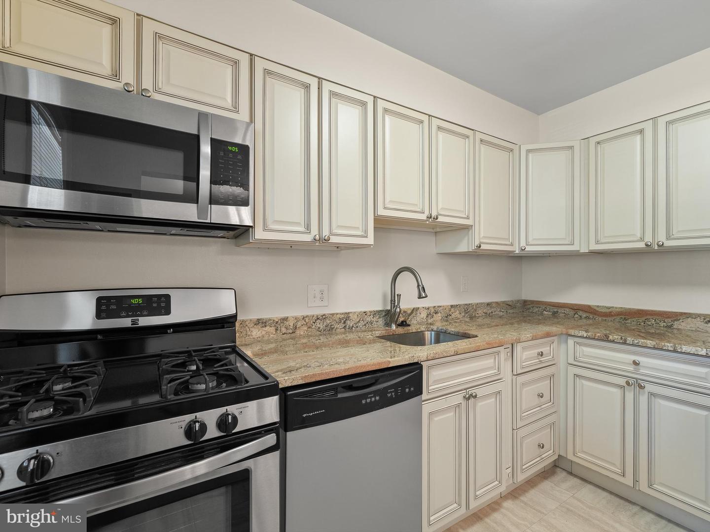 1515 BELLE VIEW BLVD #A1, ALEXANDRIA, Virginia 22307, 1 Bedroom Bedrooms, ,1 BathroomBathrooms,Residential,For sale,1515 BELLE VIEW BLVD #A1,VAFX2247608 MLS # VAFX2247608