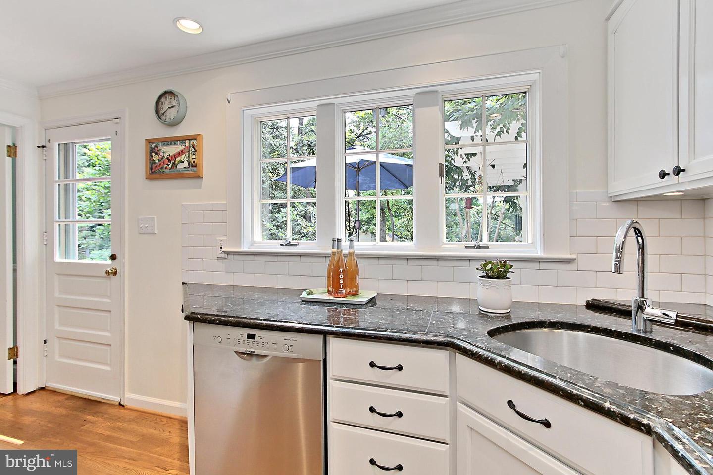 3132 HOLMES RUN RD, FALLS CHURCH, Virginia 22042, 4 Bedrooms Bedrooms, ,2 BathroomsBathrooms,Residential,For sale,3132 HOLMES RUN RD,VAFX2247612 MLS # VAFX2247612