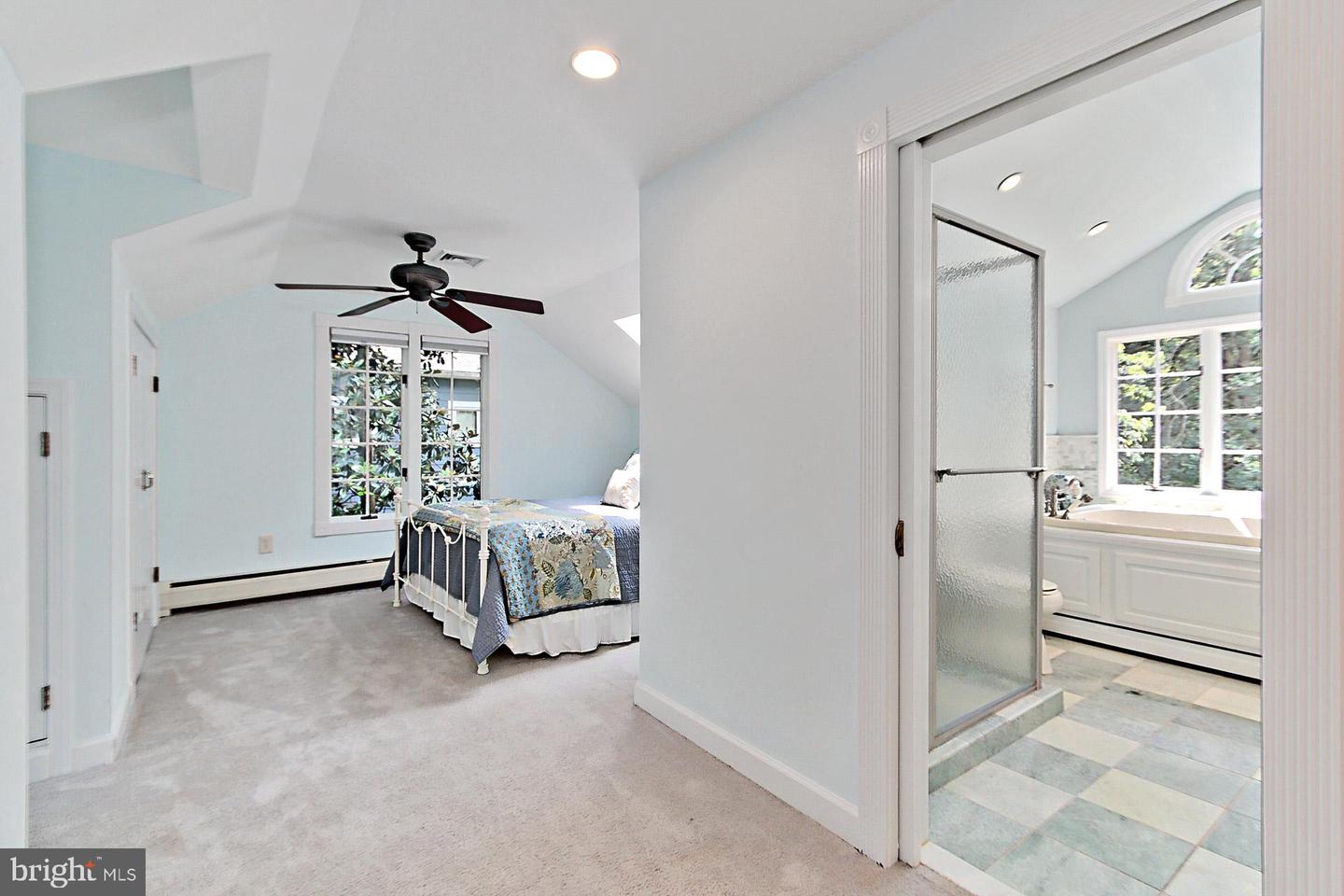 3132 HOLMES RUN RD, FALLS CHURCH, Virginia 22042, 4 Bedrooms Bedrooms, ,2 BathroomsBathrooms,Residential,For sale,3132 HOLMES RUN RD,VAFX2247612 MLS # VAFX2247612