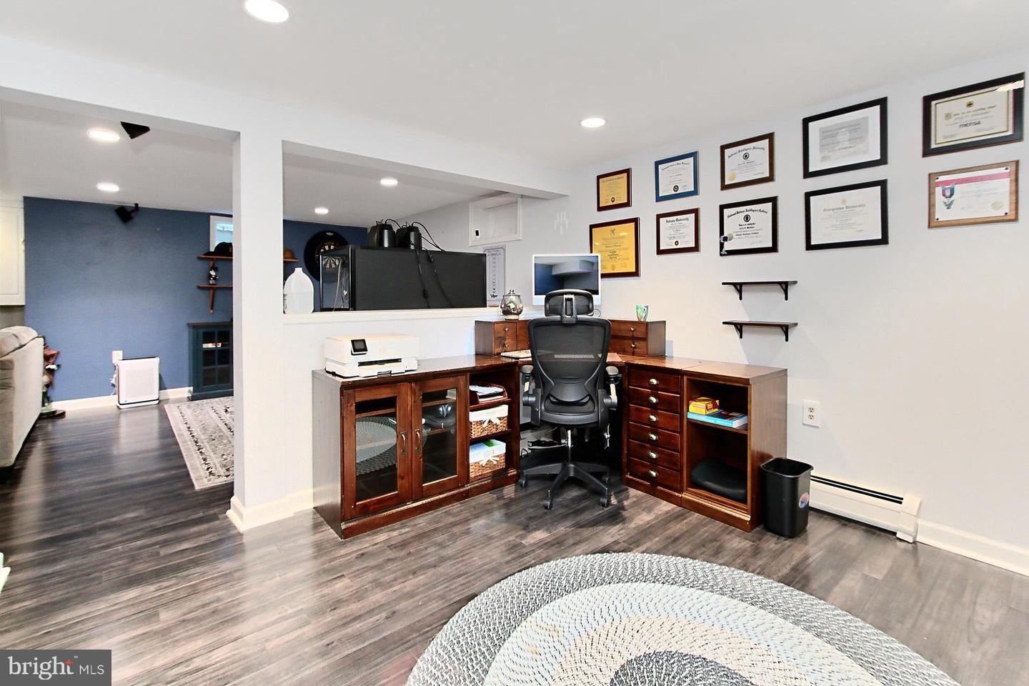 3132 HOLMES RUN RD, FALLS CHURCH, Virginia 22042, 4 Bedrooms Bedrooms, ,2 BathroomsBathrooms,Residential,For sale,3132 HOLMES RUN RD,VAFX2247612 MLS # VAFX2247612