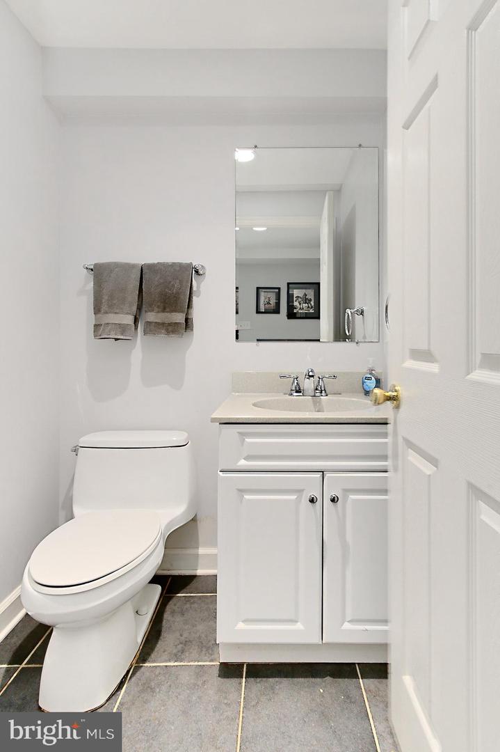 3132 HOLMES RUN RD, FALLS CHURCH, Virginia 22042, 4 Bedrooms Bedrooms, ,2 BathroomsBathrooms,Residential,For sale,3132 HOLMES RUN RD,VAFX2247612 MLS # VAFX2247612