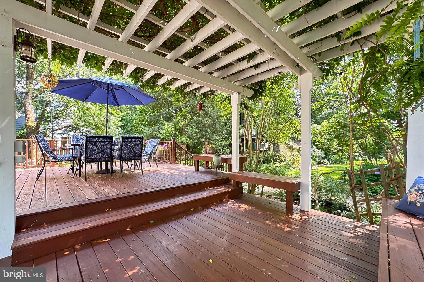 3132 HOLMES RUN RD, FALLS CHURCH, Virginia 22042, 4 Bedrooms Bedrooms, ,2 BathroomsBathrooms,Residential,For sale,3132 HOLMES RUN RD,VAFX2247612 MLS # VAFX2247612