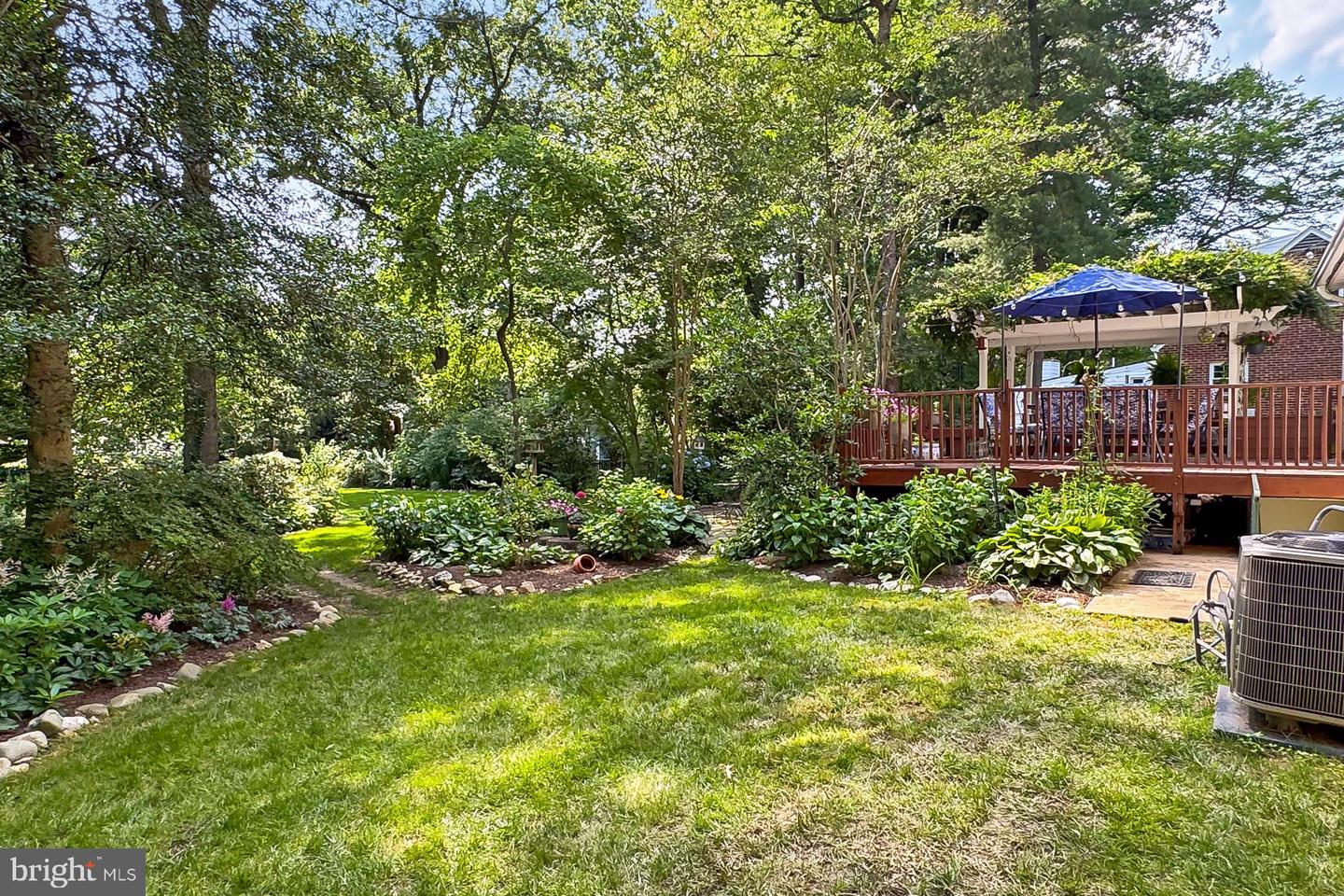 3132 HOLMES RUN RD, FALLS CHURCH, Virginia 22042, 4 Bedrooms Bedrooms, ,2 BathroomsBathrooms,Residential,For sale,3132 HOLMES RUN RD,VAFX2247612 MLS # VAFX2247612
