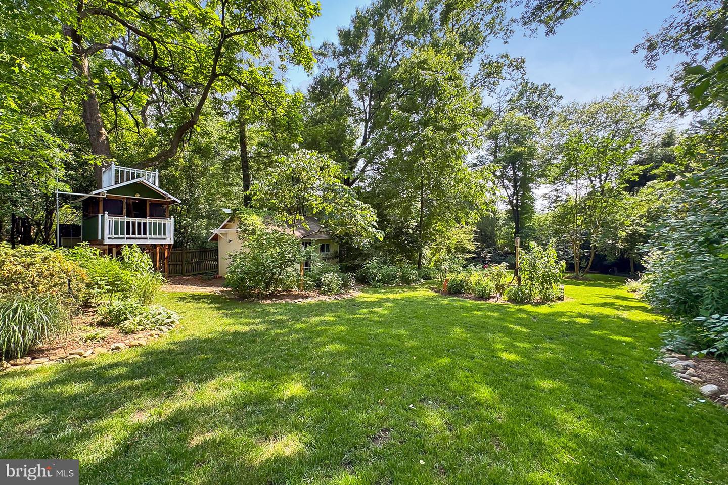 3132 HOLMES RUN RD, FALLS CHURCH, Virginia 22042, 4 Bedrooms Bedrooms, ,2 BathroomsBathrooms,Residential,For sale,3132 HOLMES RUN RD,VAFX2247612 MLS # VAFX2247612