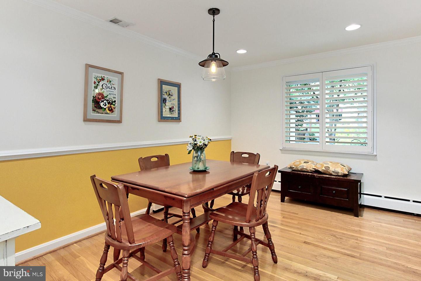 3132 HOLMES RUN RD, FALLS CHURCH, Virginia 22042, 4 Bedrooms Bedrooms, ,2 BathroomsBathrooms,Residential,For sale,3132 HOLMES RUN RD,VAFX2247612 MLS # VAFX2247612
