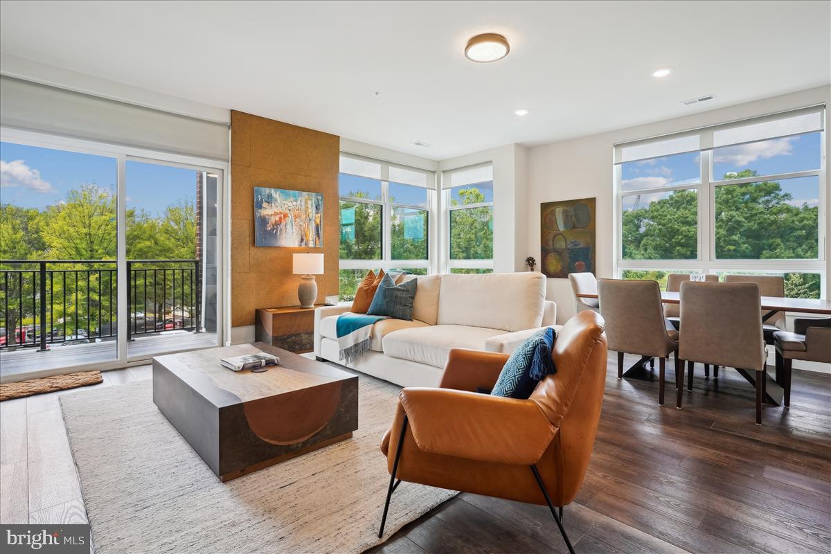 1761 OLD MEADOW RD #412, MCLEAN, Virginia 22102, 2 Bedrooms Bedrooms, ,2 BathroomsBathrooms,Residential,For sale,1761 OLD MEADOW RD #412,VAFX2247648 MLS # VAFX2247648
