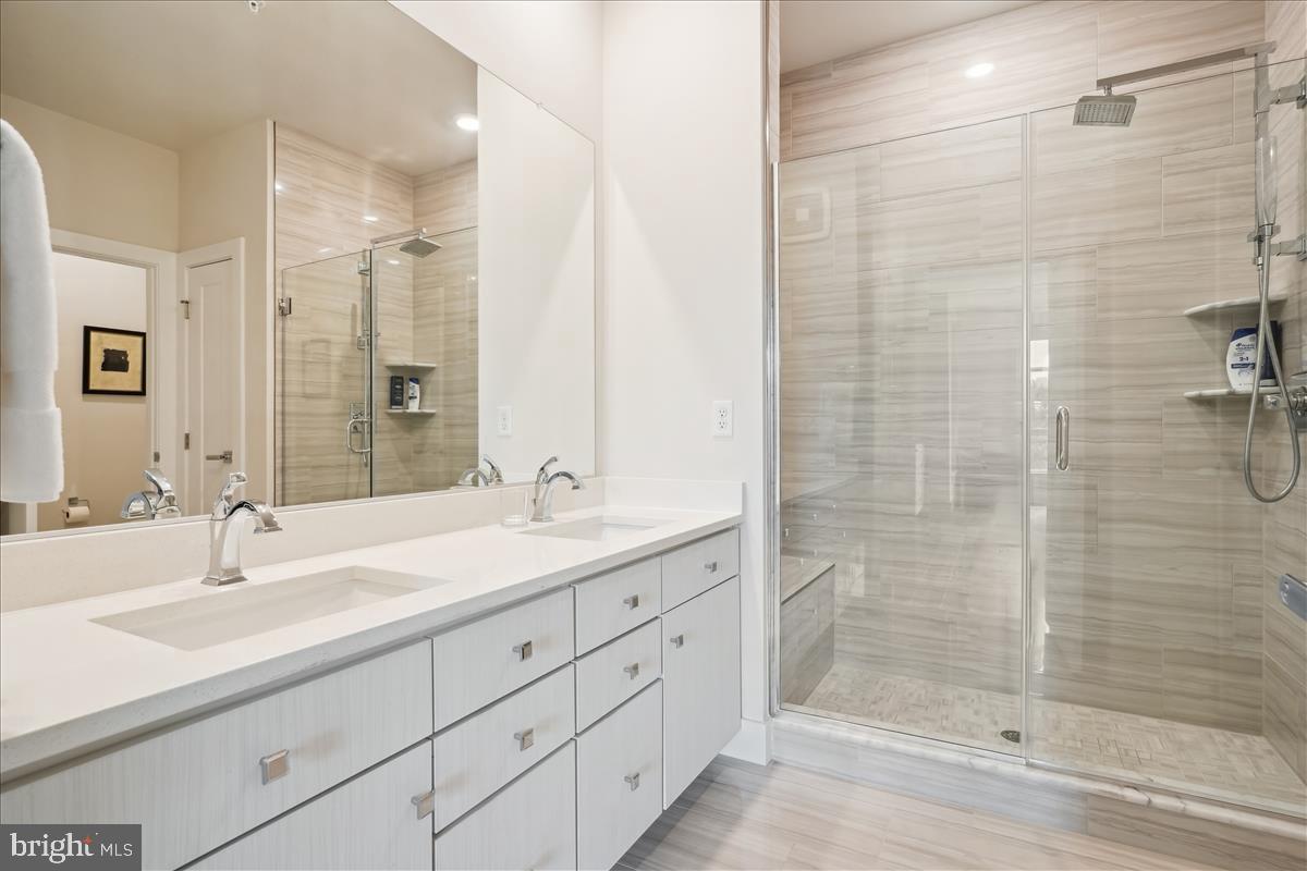 1761 OLD MEADOW RD #412, MCLEAN, Virginia 22102, 2 Bedrooms Bedrooms, ,2 BathroomsBathrooms,Residential,For sale,1761 OLD MEADOW RD #412,VAFX2247648 MLS # VAFX2247648