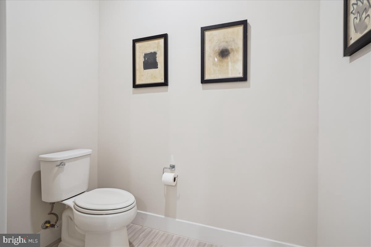 1761 OLD MEADOW RD #412, MCLEAN, Virginia 22102, 2 Bedrooms Bedrooms, ,2 BathroomsBathrooms,Residential,For sale,1761 OLD MEADOW RD #412,VAFX2247648 MLS # VAFX2247648