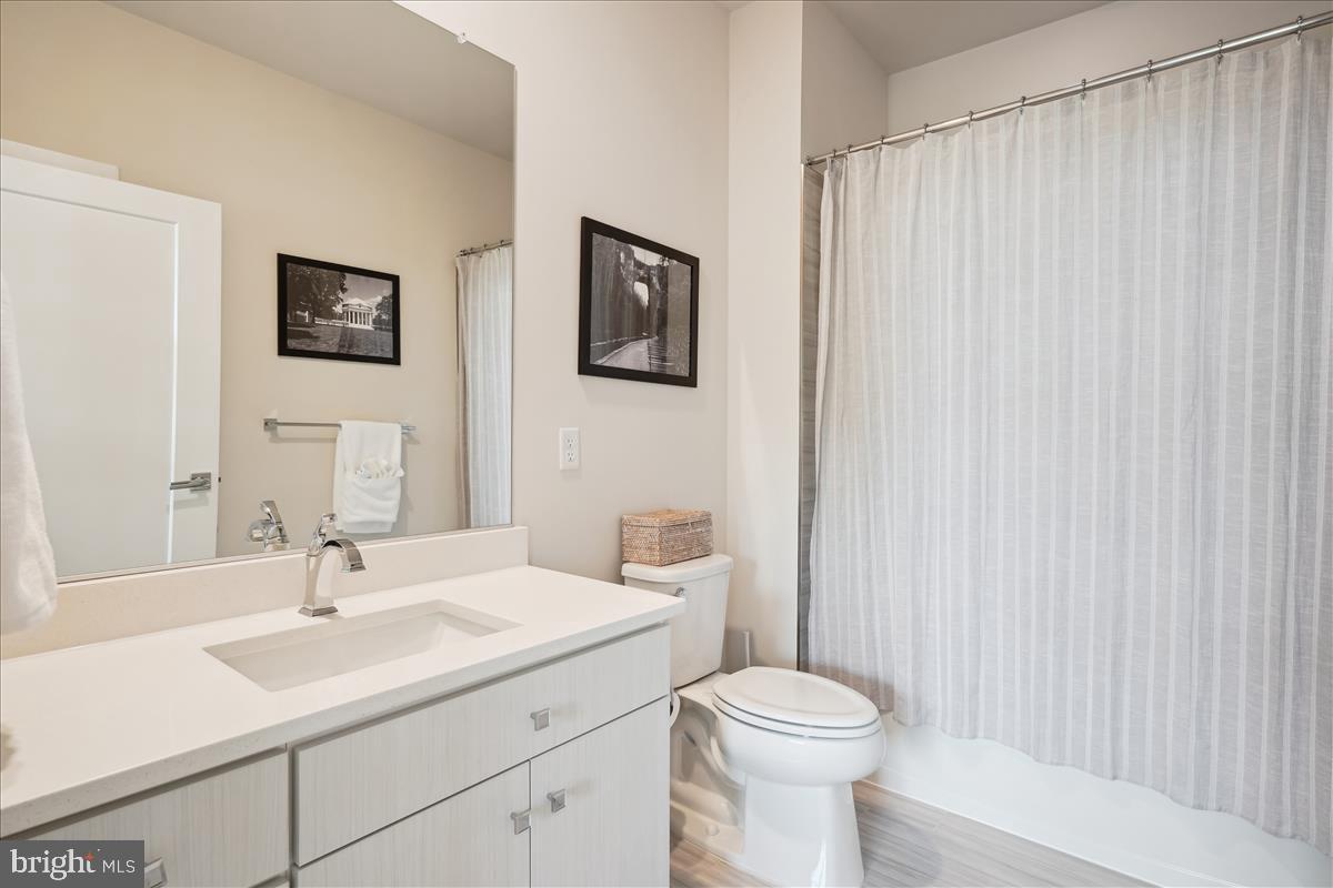 1761 OLD MEADOW RD #412, MCLEAN, Virginia 22102, 2 Bedrooms Bedrooms, ,2 BathroomsBathrooms,Residential,For sale,1761 OLD MEADOW RD #412,VAFX2247648 MLS # VAFX2247648