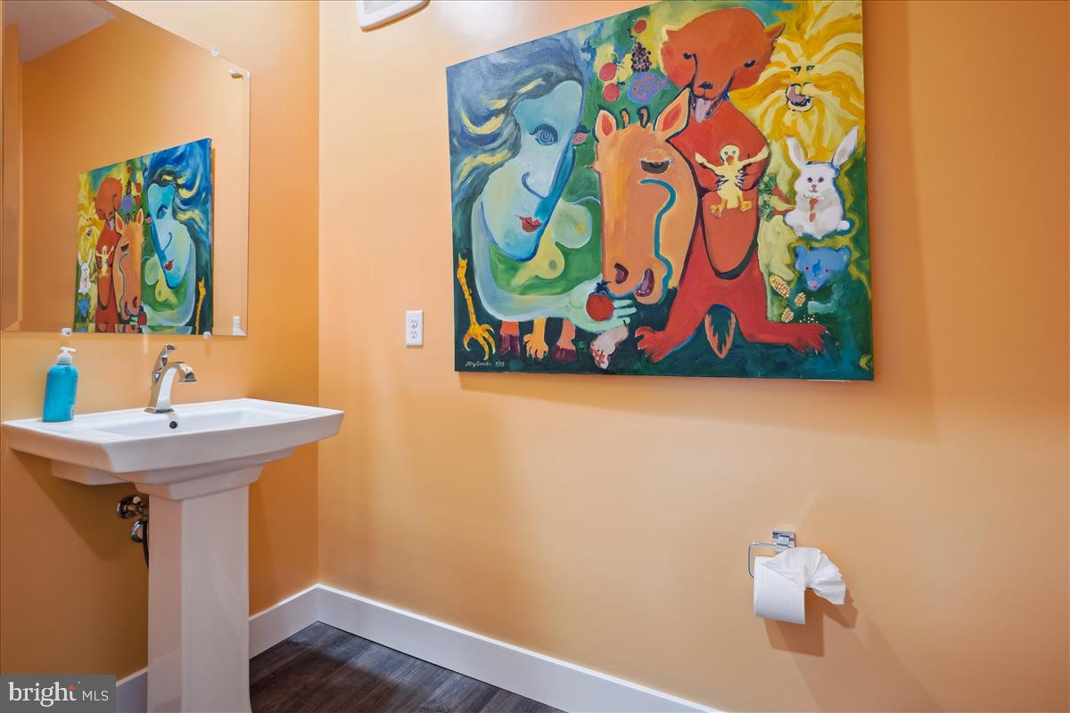 1761 OLD MEADOW RD #412, MCLEAN, Virginia 22102, 2 Bedrooms Bedrooms, ,2 BathroomsBathrooms,Residential,For sale,1761 OLD MEADOW RD #412,VAFX2247648 MLS # VAFX2247648