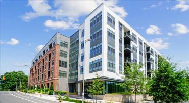 1761 OLD MEADOW RD #412, MCLEAN, Virginia 22102, 2 Bedrooms Bedrooms, ,2 BathroomsBathrooms,Residential,For sale,1761 OLD MEADOW RD #412,VAFX2247648 MLS # VAFX2247648