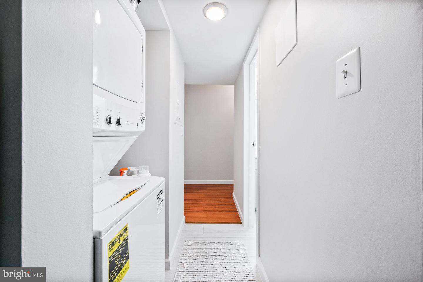 2074 ROYAL FERN CT #1C, RESTON, Virginia 20191, 3 Bedrooms Bedrooms, ,2 BathroomsBathrooms,Residential,For sale,2074 ROYAL FERN CT #1C,VAFX2247650 MLS # VAFX2247650