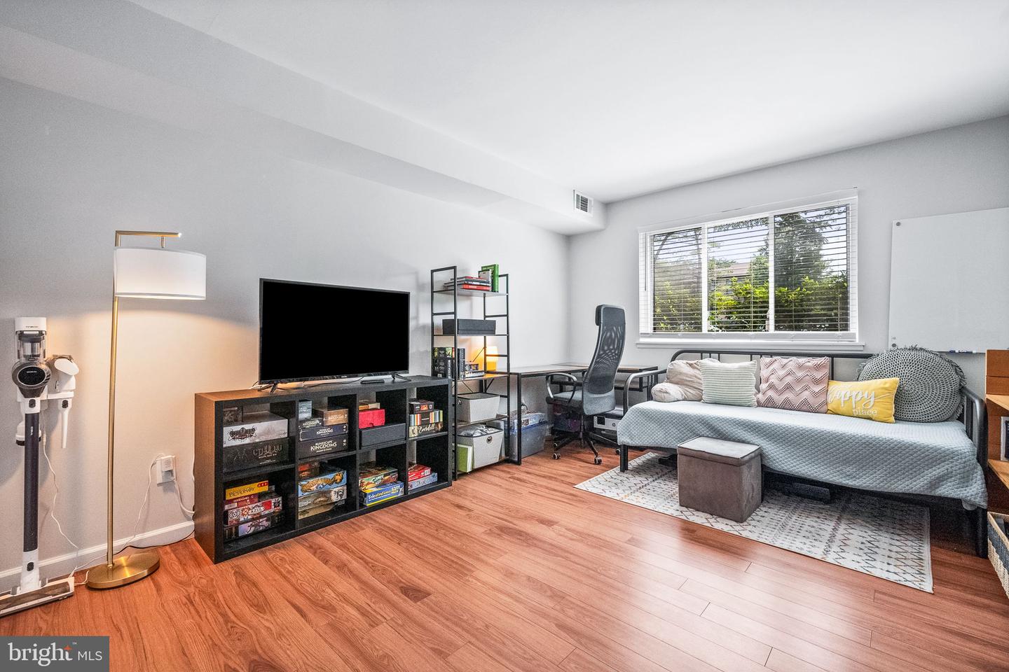 2074 ROYAL FERN CT #1C, RESTON, Virginia 20191, 3 Bedrooms Bedrooms, ,2 BathroomsBathrooms,Residential,For sale,2074 ROYAL FERN CT #1C,VAFX2247650 MLS # VAFX2247650