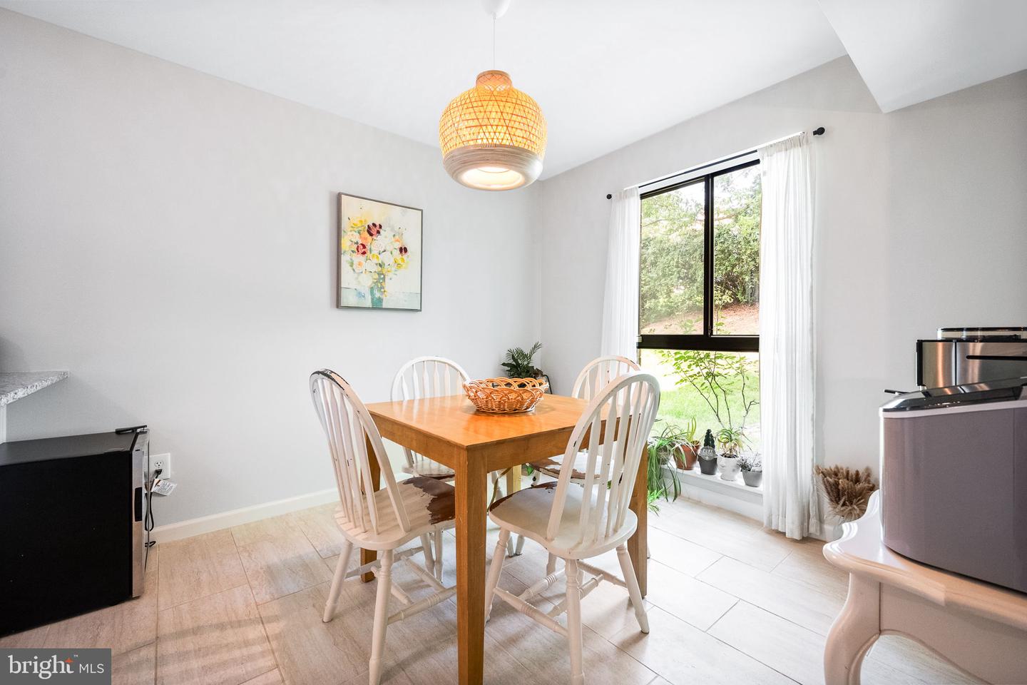 2074 ROYAL FERN CT #1C, RESTON, Virginia 20191, 3 Bedrooms Bedrooms, ,2 BathroomsBathrooms,Residential,For sale,2074 ROYAL FERN CT #1C,VAFX2247650 MLS # VAFX2247650