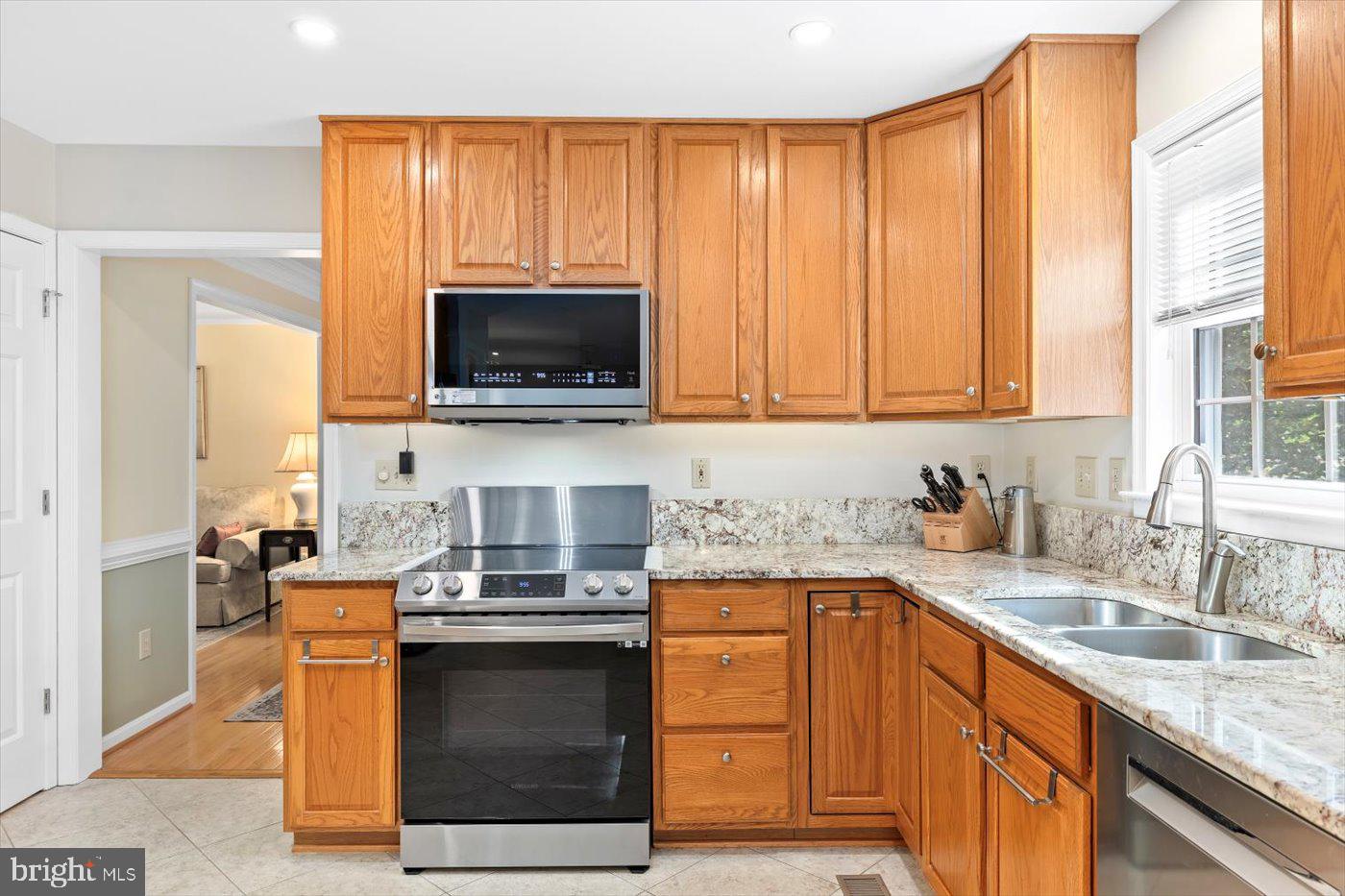 10 FRANTZ CT, FREDERICKSBURG, Virginia 22405, 5 Bedrooms Bedrooms, ,3 BathroomsBathrooms,Residential,For sale,10 FRANTZ CT,VAST2039886 MLS # VAST2039886