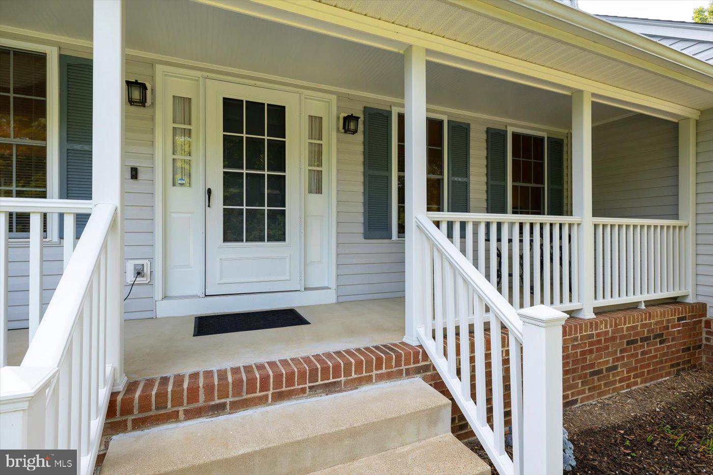 10 FRANTZ CT, FREDERICKSBURG, Virginia 22405, 5 Bedrooms Bedrooms, ,3 BathroomsBathrooms,Residential,For sale,10 FRANTZ CT,VAST2039886 MLS # VAST2039886