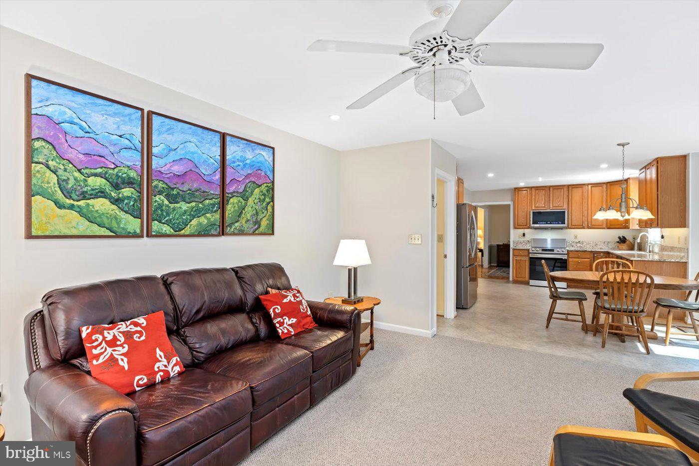 10 FRANTZ CT, FREDERICKSBURG, Virginia 22405, 5 Bedrooms Bedrooms, ,3 BathroomsBathrooms,Residential,For sale,10 FRANTZ CT,VAST2039886 MLS # VAST2039886