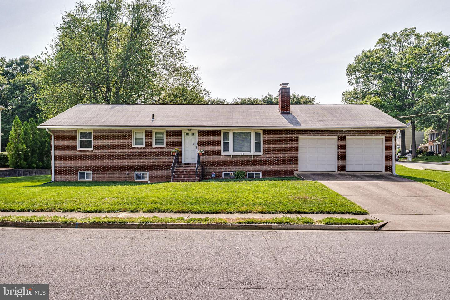 440 LEWIS ST NW, VIENNA, Virginia 22180, 5 Bedrooms Bedrooms, ,3 BathroomsBathrooms,Residential,For sale,440 LEWIS ST NW,VAFX2247656 MLS # VAFX2247656