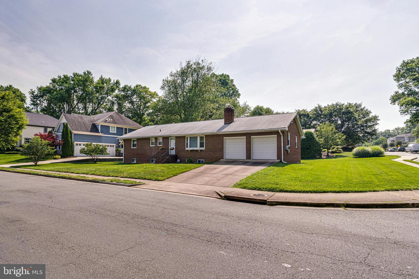 440 LEWIS ST NW, VIENNA, Virginia 22180, 5 Bedrooms Bedrooms, ,3 BathroomsBathrooms,Residential,For sale,440 LEWIS ST NW,VAFX2247656 MLS # VAFX2247656